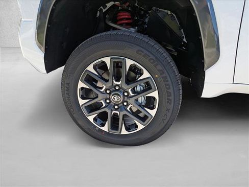 New 2026 Toyota Tundra Limited AWD/4WD image 9