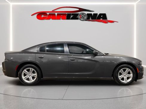 Used 2019 Dodge Charger SXT image 1