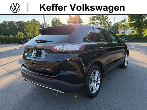 Used 2018 Ford Edge Titanium AWD/4WD image 5
