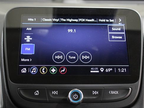 Used 2023 Chevrolet Malibu LT image 14