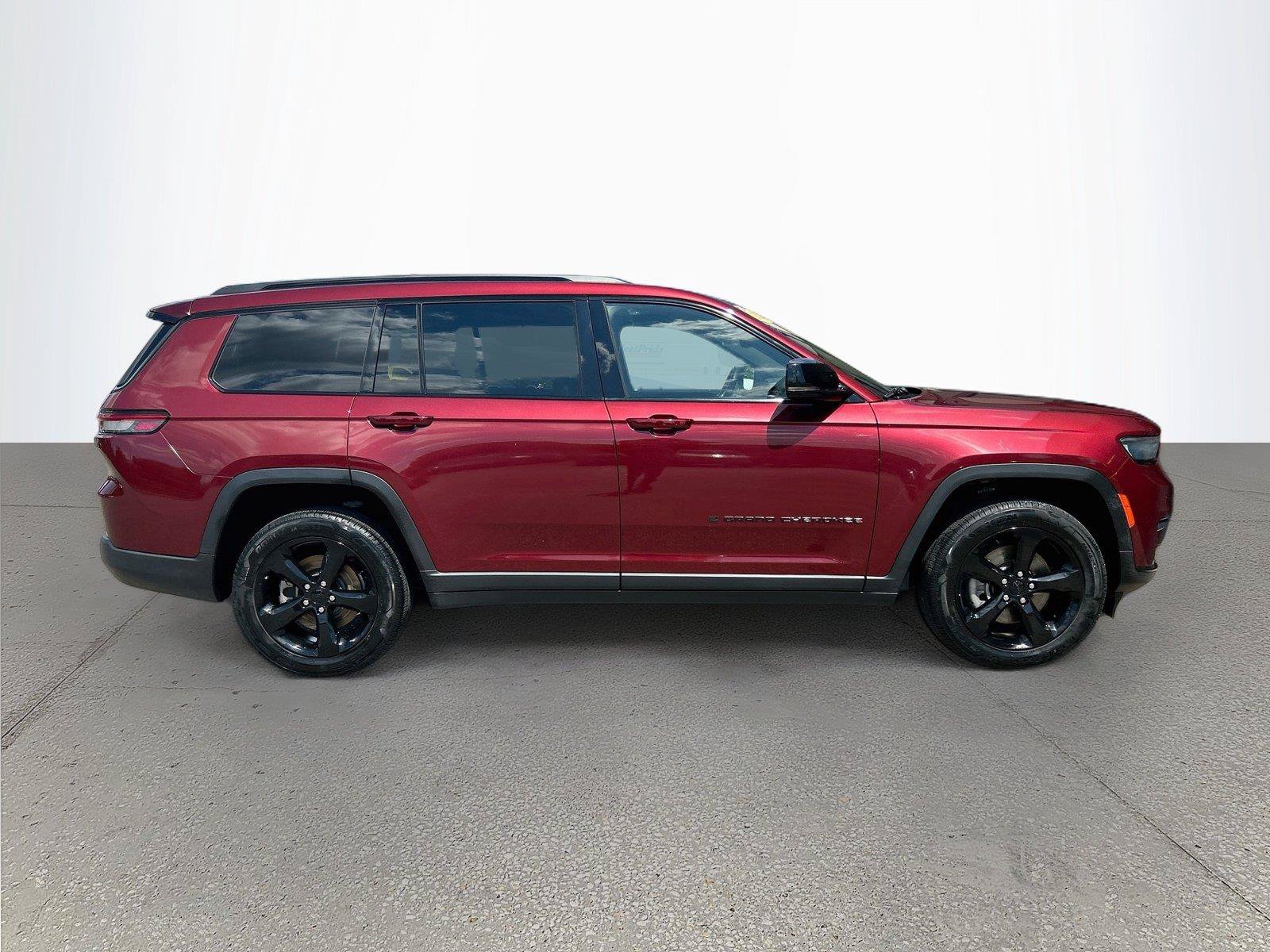 Used 2021 Jeep Grand Cherokee L Laredo AWD/4WD image 3