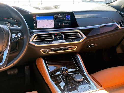 Used 2023 BMW X6 xDrive40i image 9
