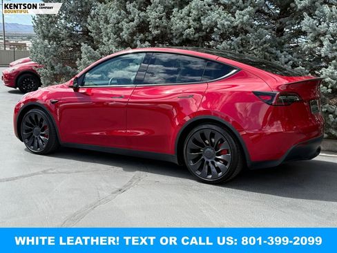 Used 2023 Tesla Model Y Performance AWD/4WD image 5