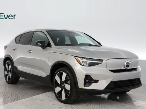Used 2023 Volvo C40 P8 Recharge Ultimate AWD/4WD image 12