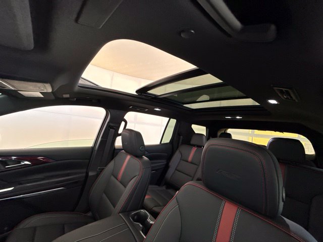 New 2027 Chevrolet Traverse RS w/ LPO, Floor Liner Package AWD/4WD image 26
