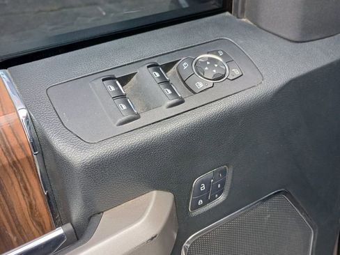 Used 2016 Ford F150 Lariat w/ Equipment Group 502A Luxury image 12