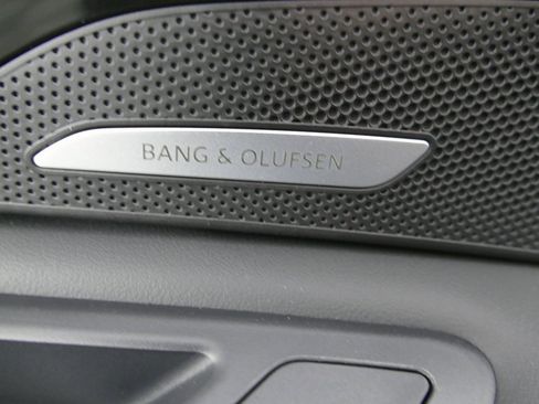 New 2025 Audi Q5 Premium Plus image 12