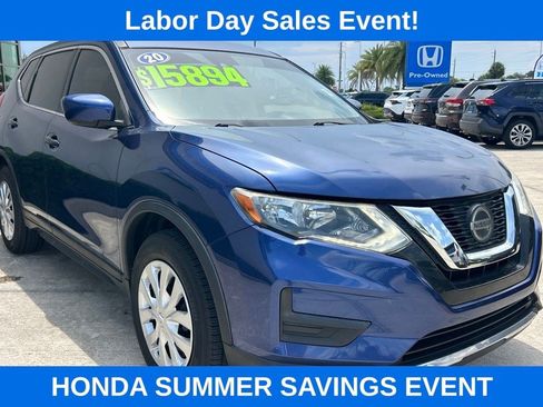 Used 2020 Nissan Rogue S FWD image 3