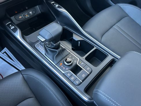 New 2026 Kia Sorento S w/ S Panoramic Sunroof Package image 25