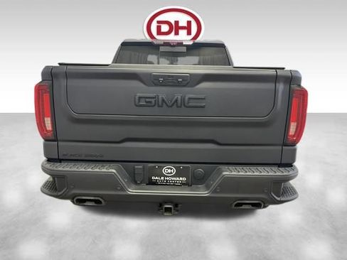 Used 2022 GMC Sierra 1500 AT4 w/ AT4 Premium Package AWD/4WD image 11