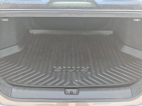 Used 2020 Honda Civic Sport image 6