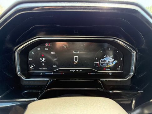 Used 2024 GMC Sierra 2500 SLE w/ SLE Value Package; AWD/4WD image 8