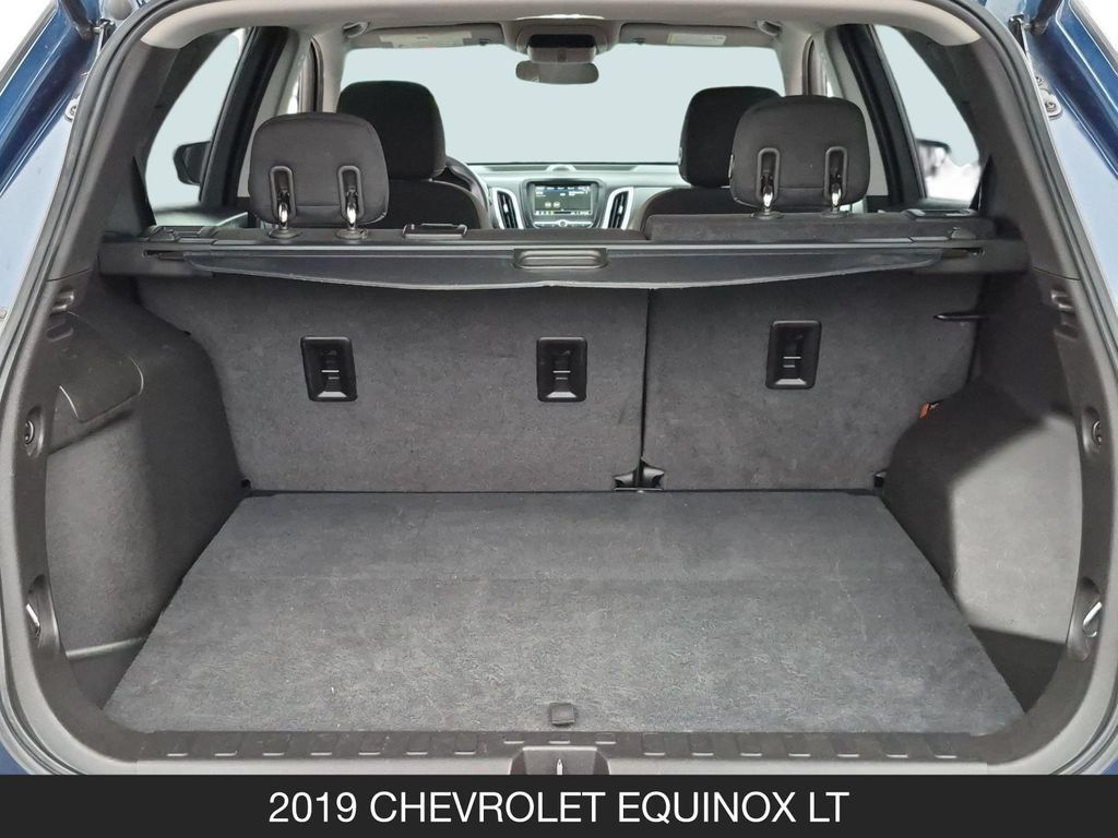 Used 2019 Chevrolet Equinox LT w/ LPO, Hit The Road Package FWD image 23