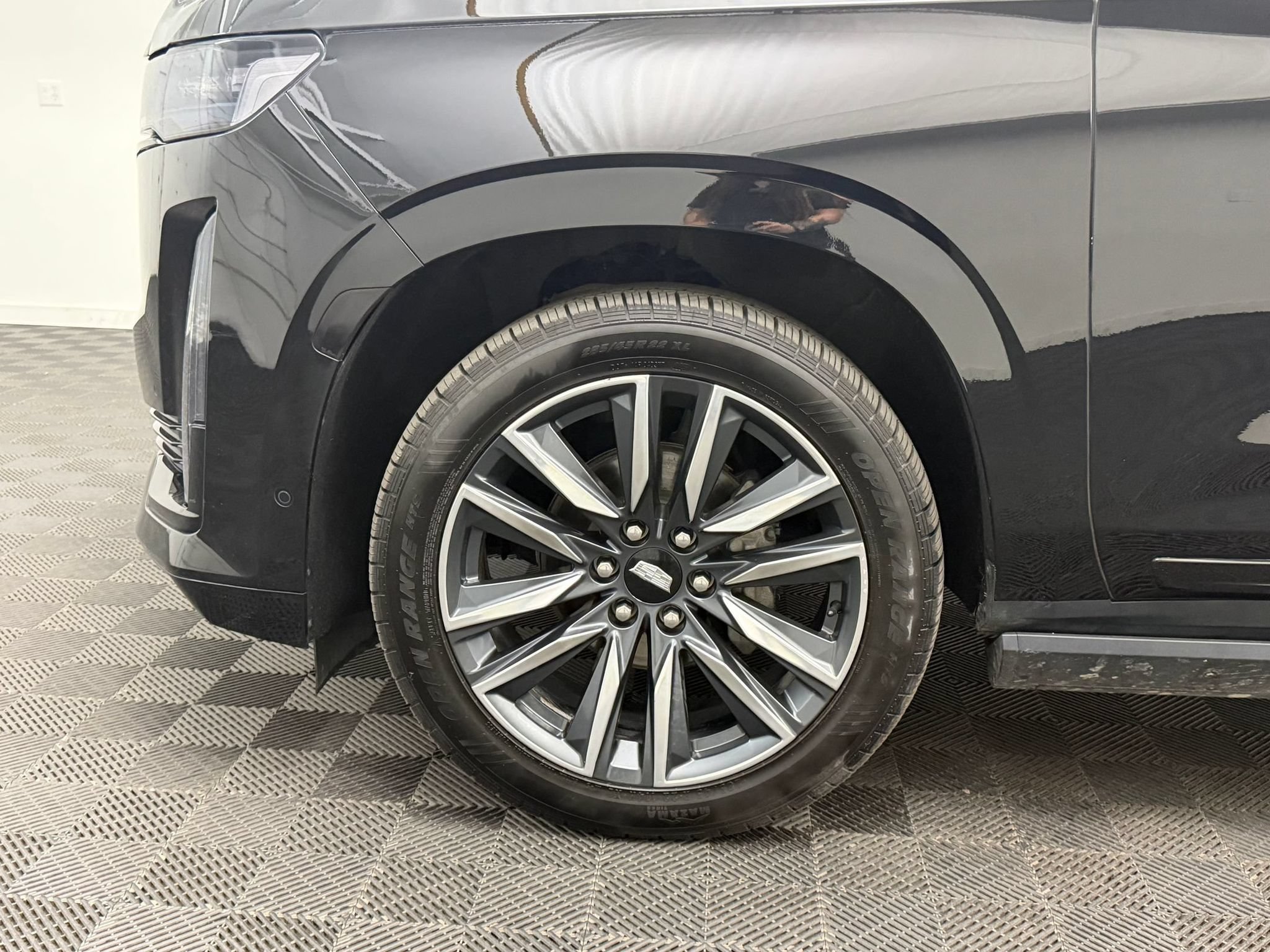 Used 2021 Cadillac Escalade Sport Platinum AWD/4WD image 10