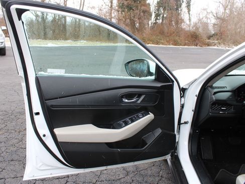 Used 2023 Honda Accord EX image 12