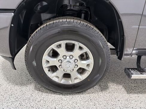 Used 2024 RAM 2500 Laramie image 34