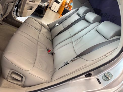 Used 2009 Toyota Avalon XLS FWD image 25