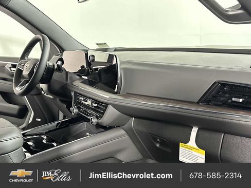 New 2026 Chevrolet Suburban LT w/ Comfort Package image 56