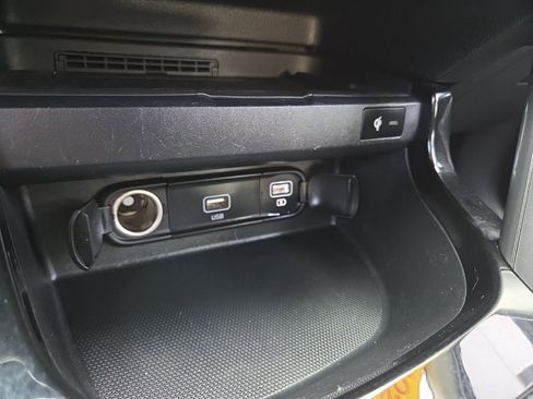 Used 2022 Kia Seltos EX image 40