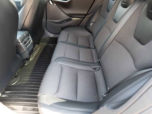 Used 2017 Tesla Model S 75 image 23