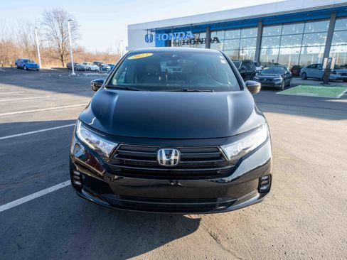 Certified 2023 Honda Odyssey Sport image 2