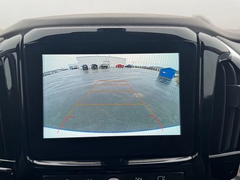 Used 2019 Chevrolet Traverse LT image 26