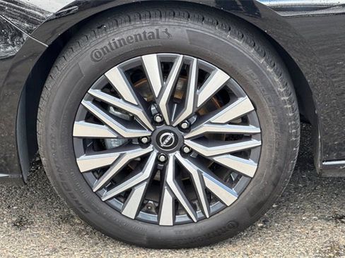 Used 2024 Nissan Altima 2.5 SV image 43