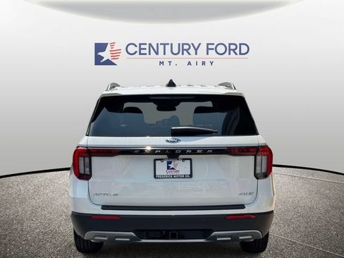New 2026 Ford Explorer Active w/ Active Comfort Package AWD/4WD image 3