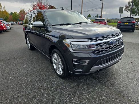 Used 2024 Ford Expedition Max Platinum image 8