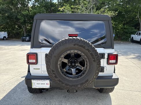 Used 2021 Jeep Wrangler Unlimited Sport AWD/4WD image 6