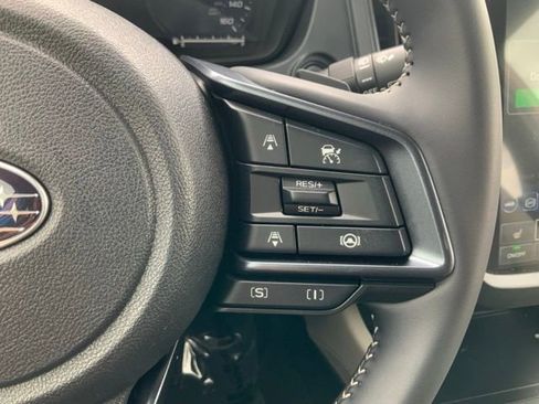 Certified 2025 Subaru Forester Limited image 23