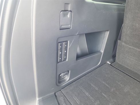 Certified 2024 Lincoln Navigator Reserve AWD/4WD image 19