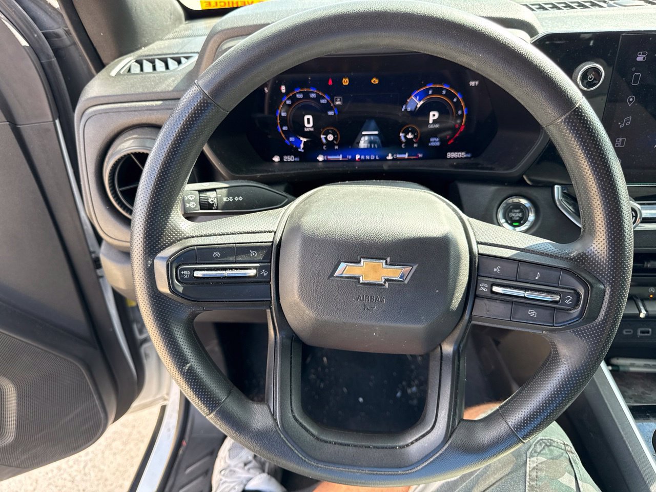 Used 2024 Chevrolet Colorado W/T w/ Safety Package RWD image 20