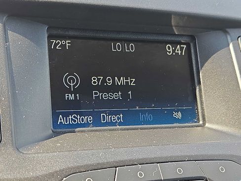 Used 2018 Ford Edge SEL FWD image 16