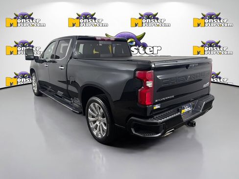 Used 2021 Chevrolet Silverado 1500 High Country w/ Technology Package image 7