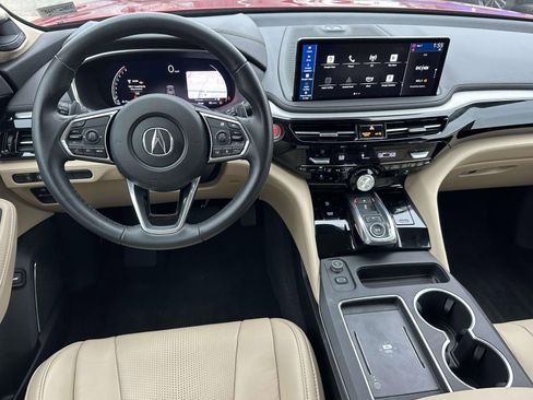 Certified 2025 Acura MDX w/ Technology Package image 8