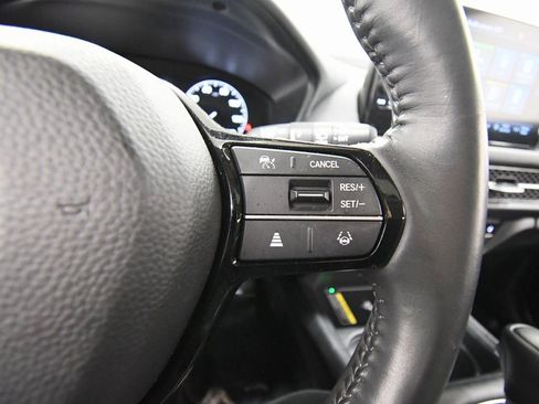 Certified 2024 Honda HR-V EX-L image 21