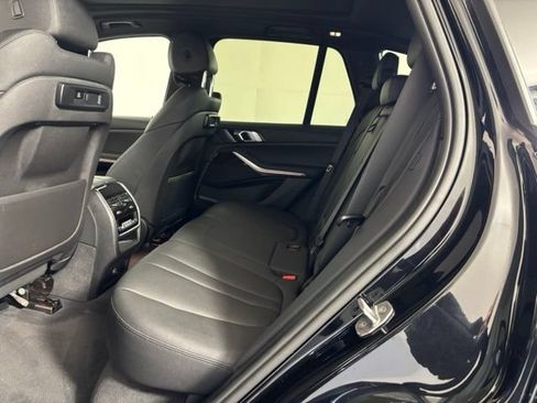 Used 2019 BMW X5 xDrive40i w/ Premium Package 2 AWD/4WD image 19
