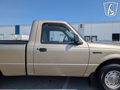 Used 2002 Ford Ranger 2WD Regular Cab image 38