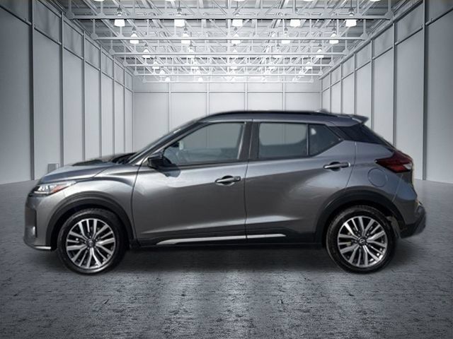 Used 2024 Nissan Kicks SR FWD image 3