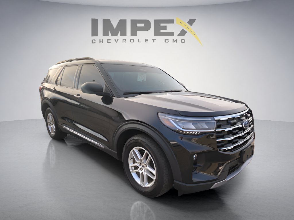 Used 2025 Ford Explorer Active w/ Active Comfort Package RWD image 7