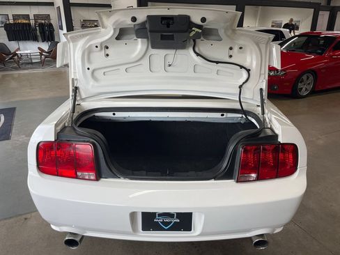 Used 2009 Ford Mustang GT Premium RWD image 57