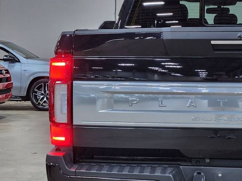 Used 2022 Ford F250 Platinum w/ FX4 Off-Road Package image 20