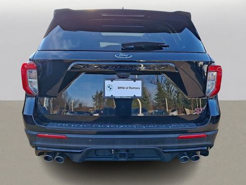 Used 2020 Ford Explorer ST w/ ST Street Pack image 5