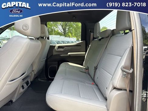 Used 2022 Chevrolet Silverado 1500 LT w/ Z71 Off-Road Package image 18