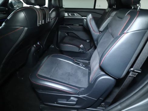 Used 2025 Ford Explorer ST w/ Sun And Sound Package AWD/4WD image 16