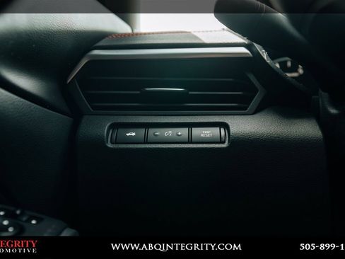 Used 2021 Nissan Altima 2.5 SR image 21