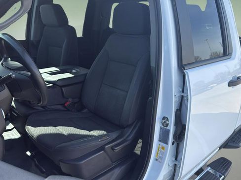 Used 2024 GMC Sierra 3500 Pro w/ Convenience Package image 19