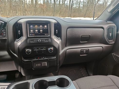 Used 2021 Chevrolet Silverado 2500 Custom image 19