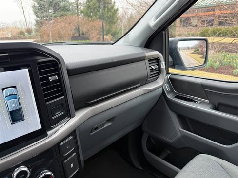 Used 2024 Ford F150 XLT AWD/4WD image 24